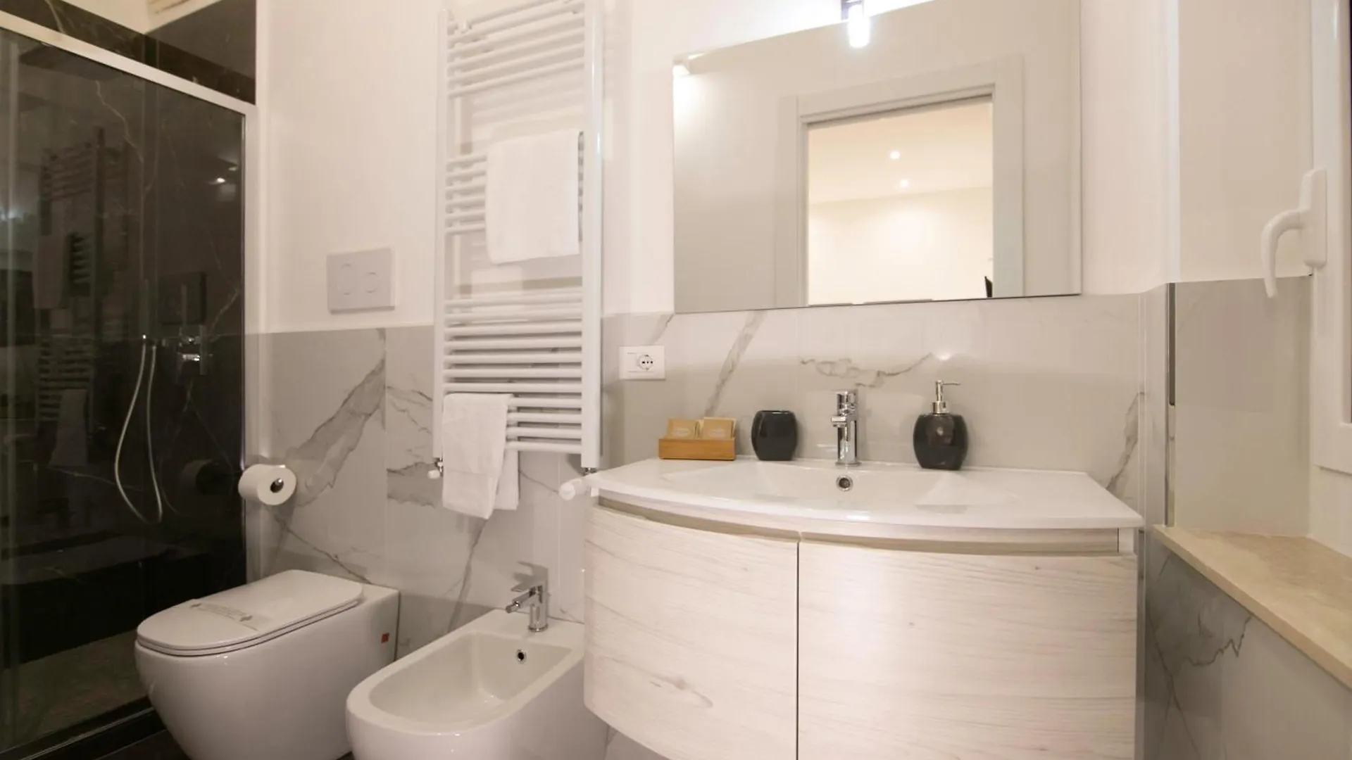 Villareale47 Luxury Suites & Rooms Palermo