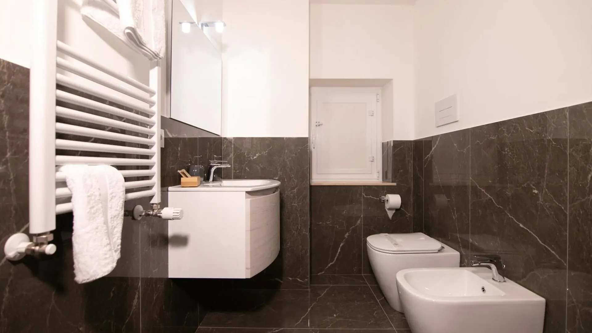 Villareale47 Luxury Suites & Rooms Palermo Guest house